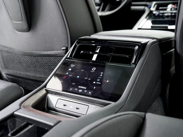 2025 Porsche Panamera Base - Photo 25