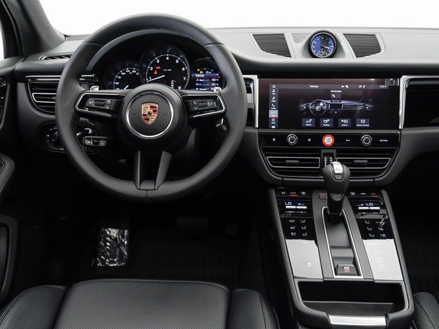 2025 Porsche Macan Base - Photo 15