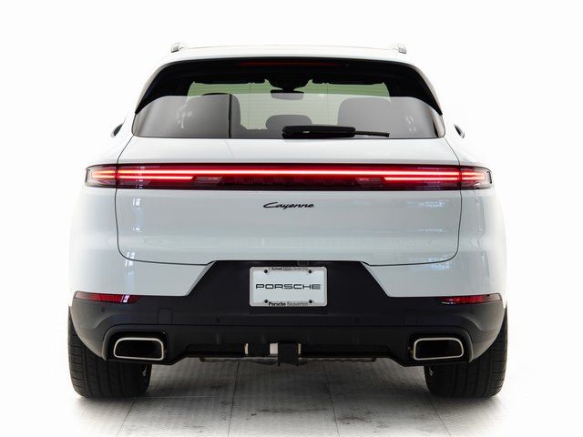 2025 Porsche Cayenne Base - Photo 34
