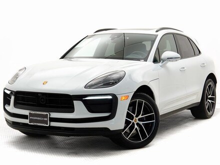 2025 Porsche Macan SUV