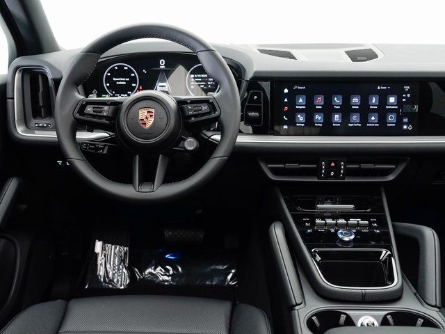 2025 Porsche Cayenne Base - Photo 18