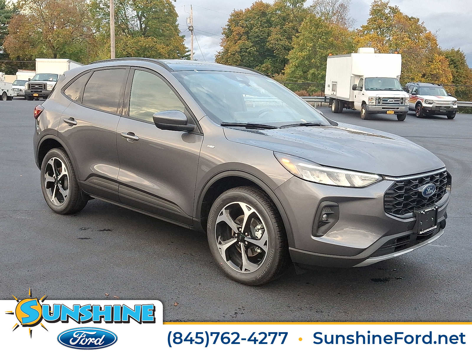 2025 Ford Escape ST-Line Select's photo