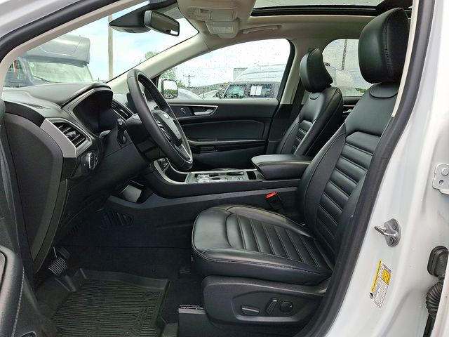 2022 Ford Edge SEL - Photo 13