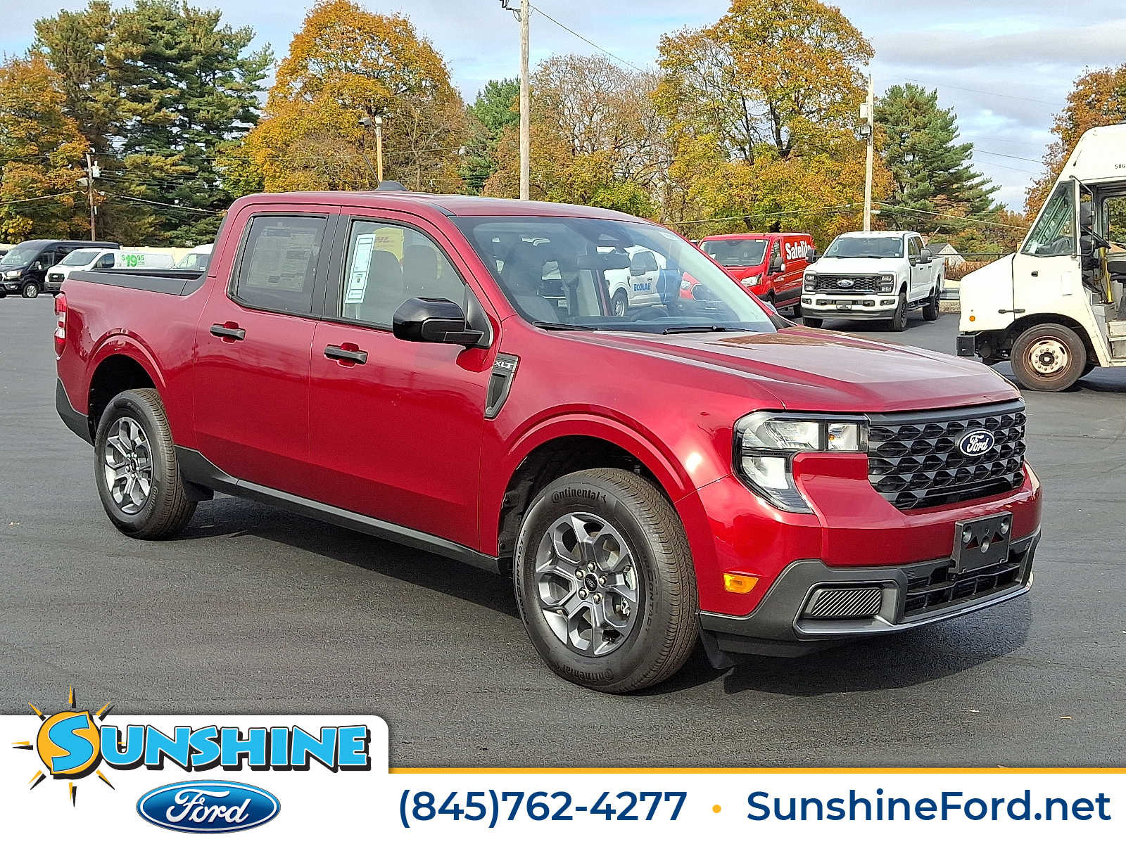 2025 Ford Maverick XLT's photo