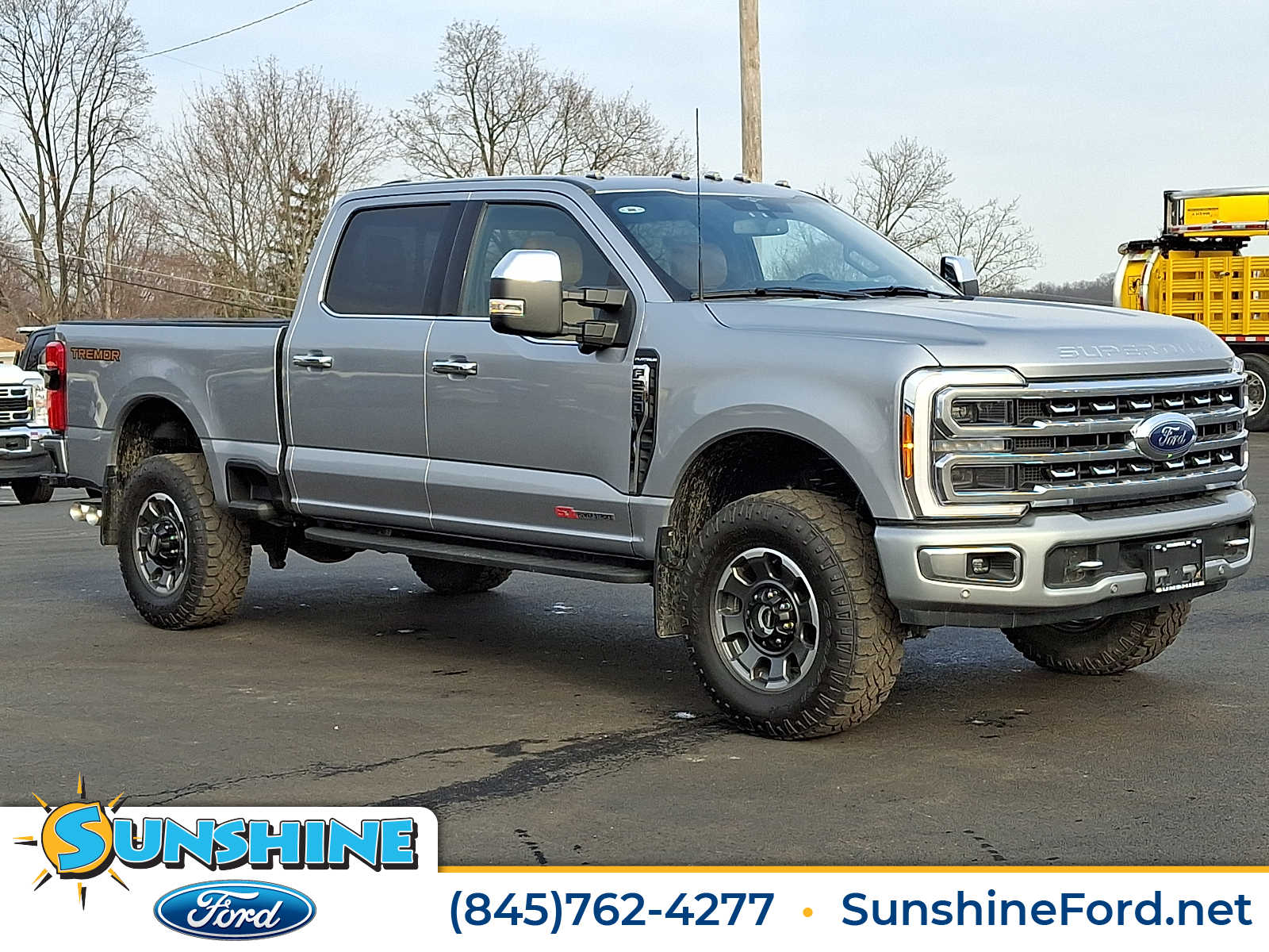 2023 Ford F-250 Super Duty Platinum's photo