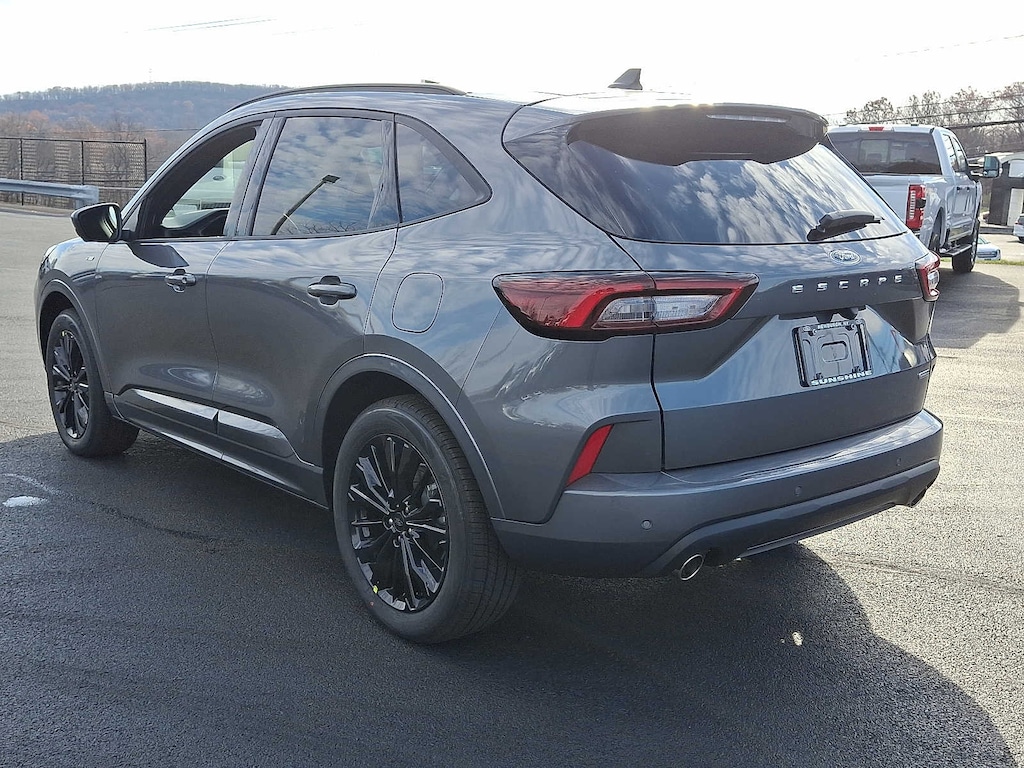 New 2025 Ford Escape ST-Line Elite AWD