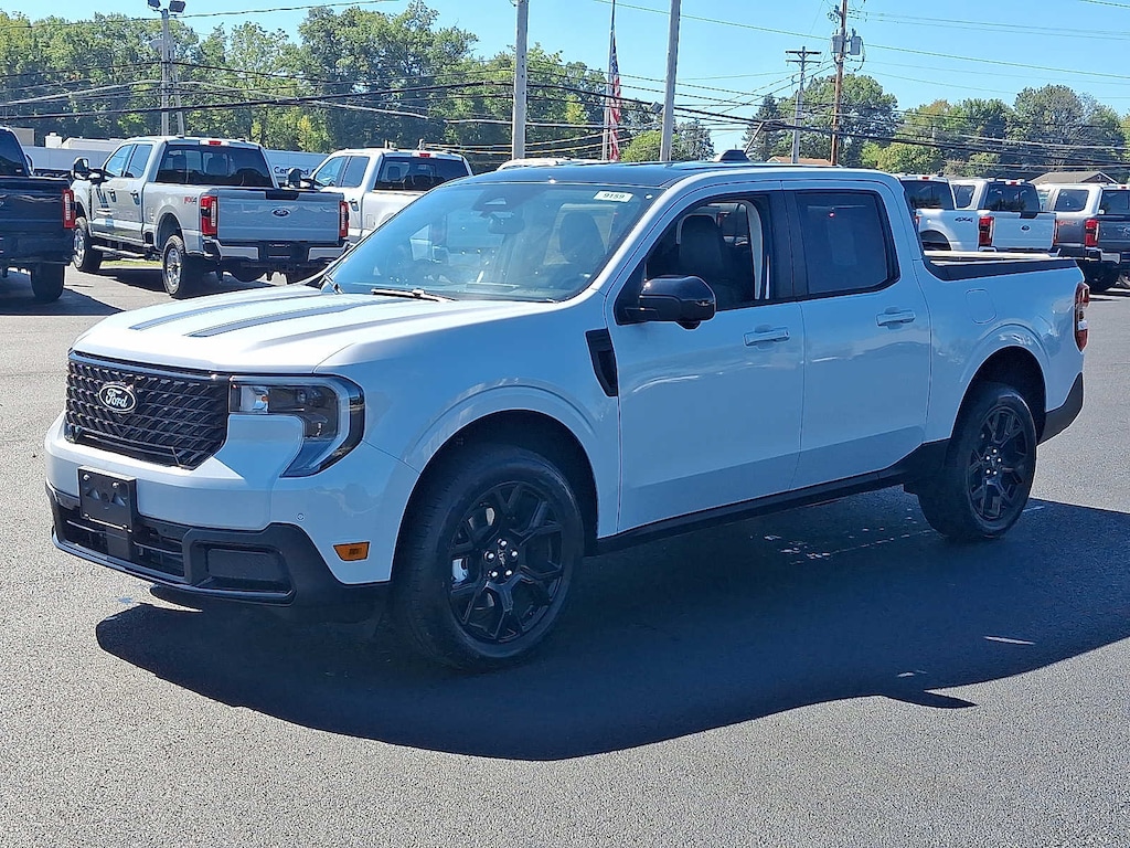 New 2025 Ford Maverick Lariat AWD SuperCrew