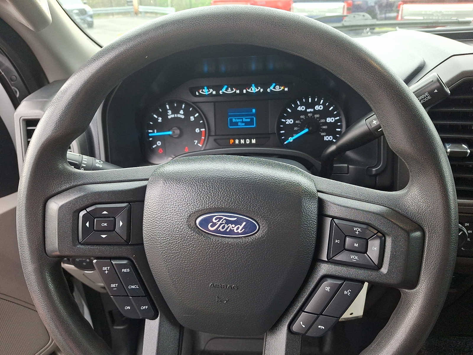 2022 Ford F-350 Super Duty XL - Photo 18