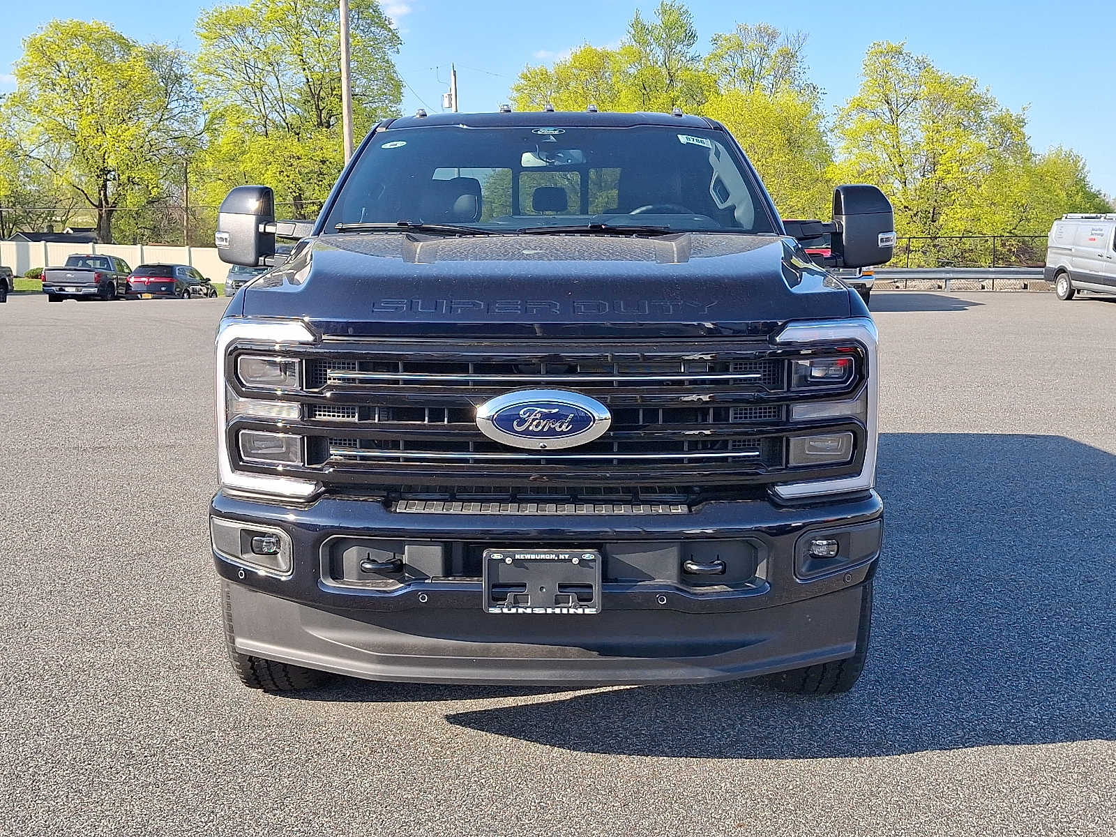 2025 Ford F-350 Platinum photo 2