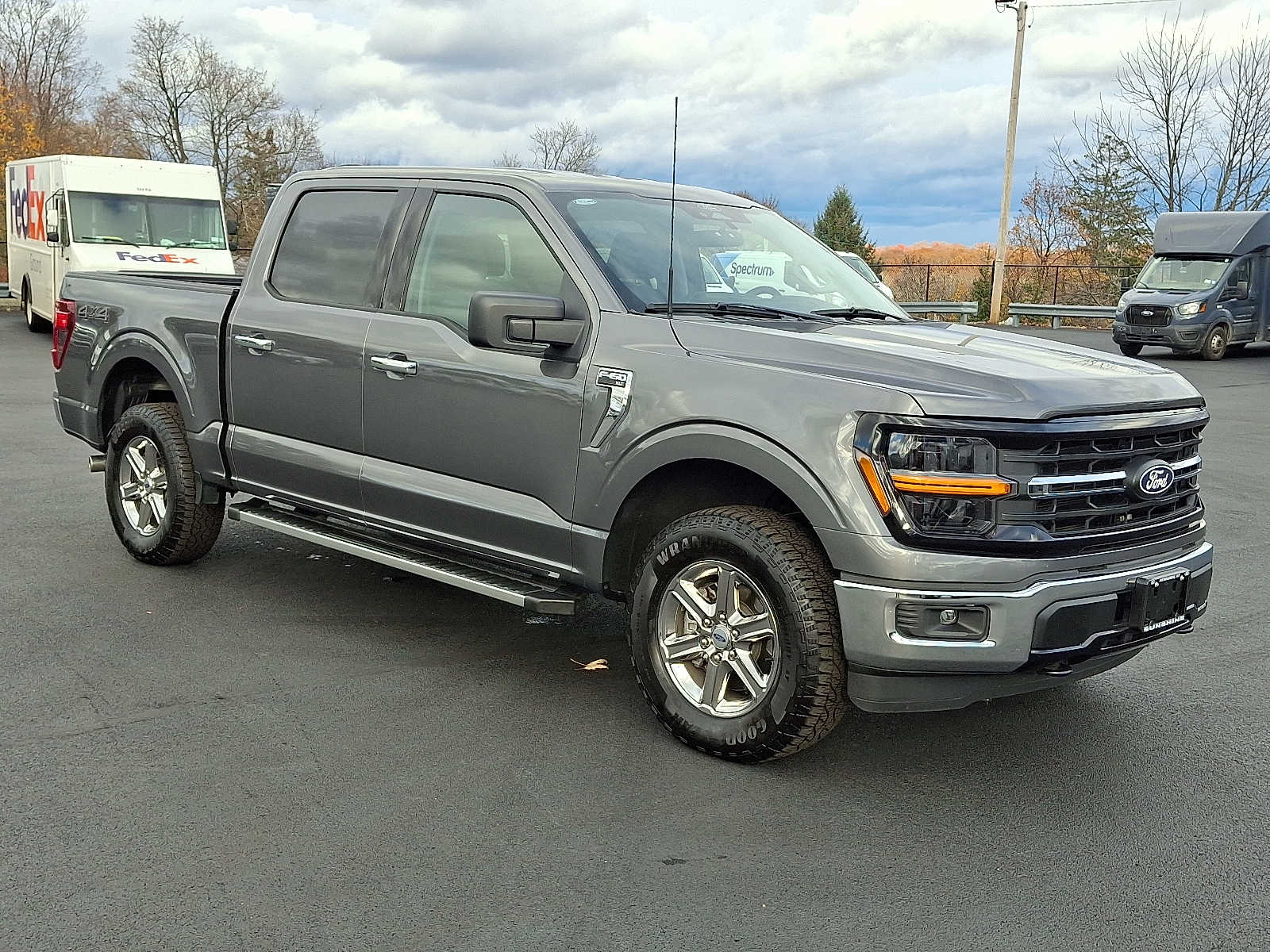 2025 Ford F-150 XLT's photo