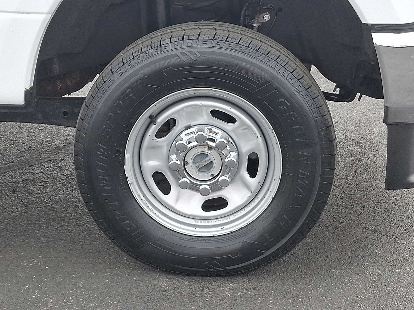 2022 Ford F-350 Super Duty XL - Photo 8