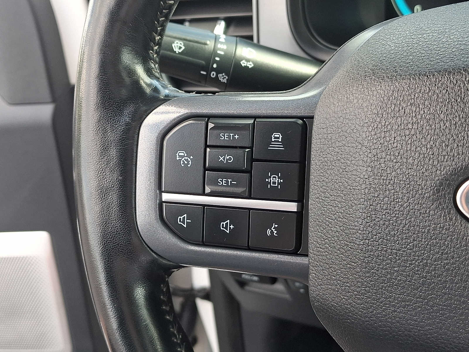 2023 Ford F-150 Lariat - Photo 23