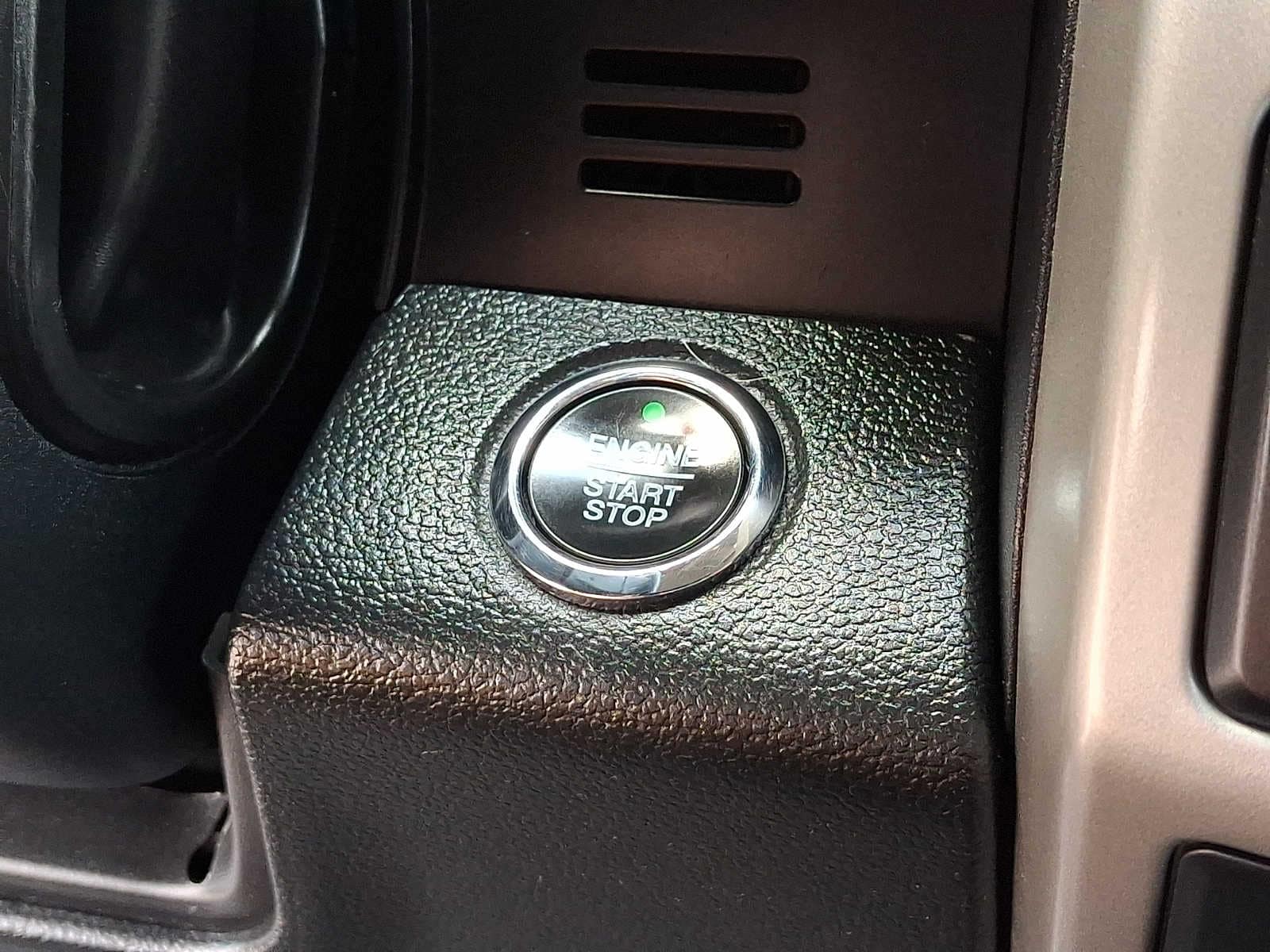 2020 Ford F-150 Lariat - Photo 24