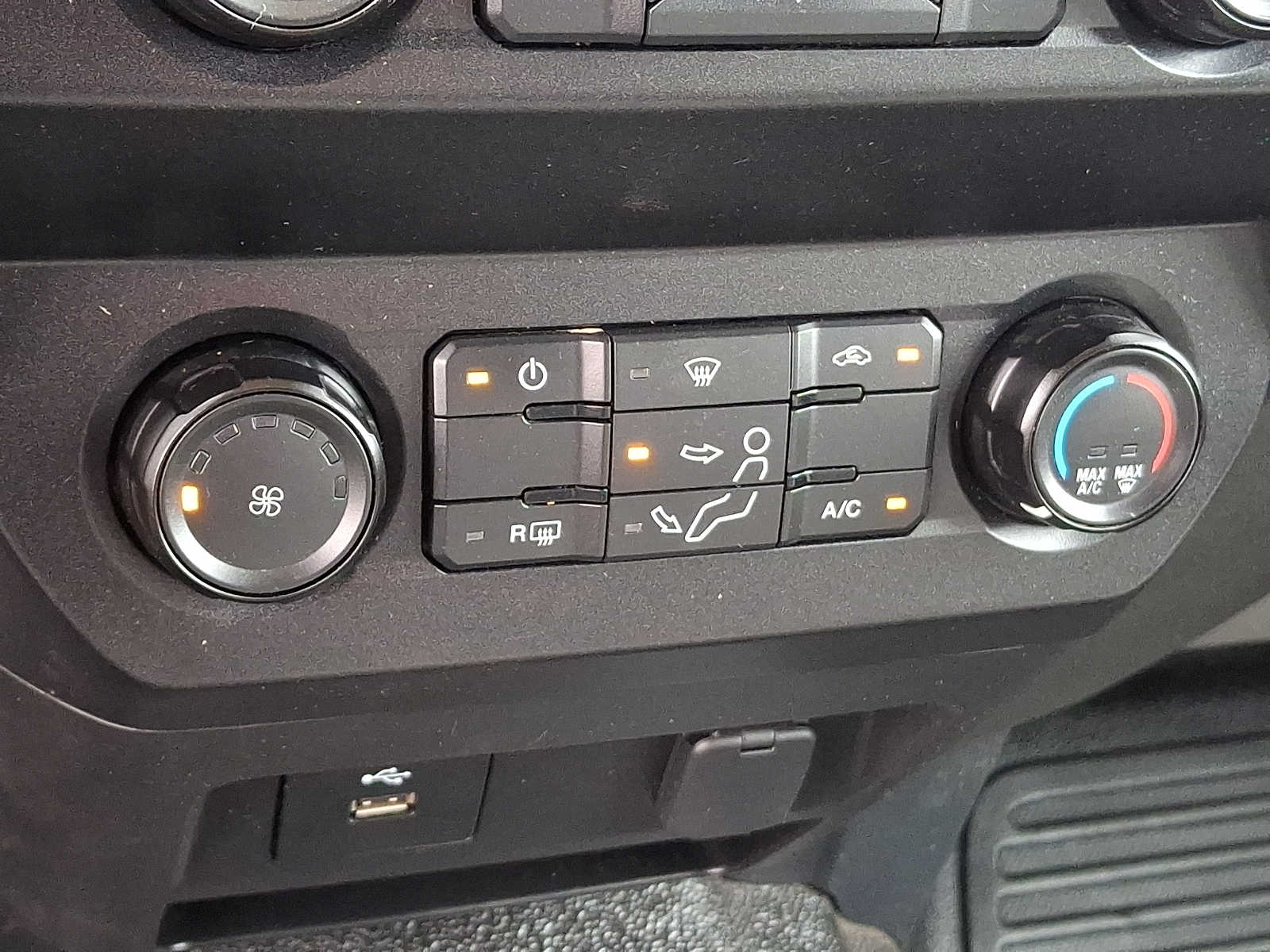 2022 Ford F-350 Super Duty XL - Photo 15