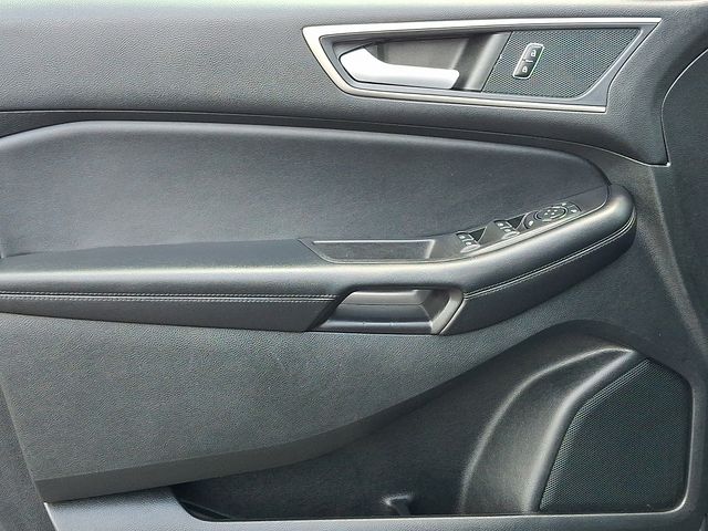 2022 Ford Edge SEL - Photo 13