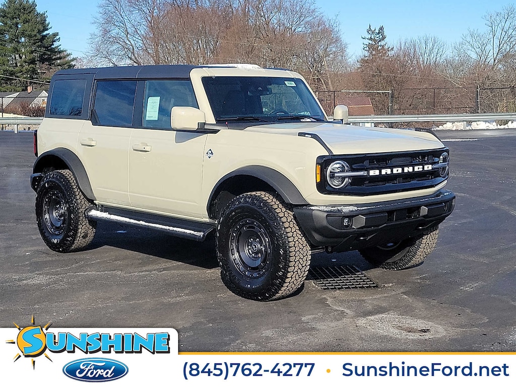 New 2025 Ford Bronco Outer Banks 4x4