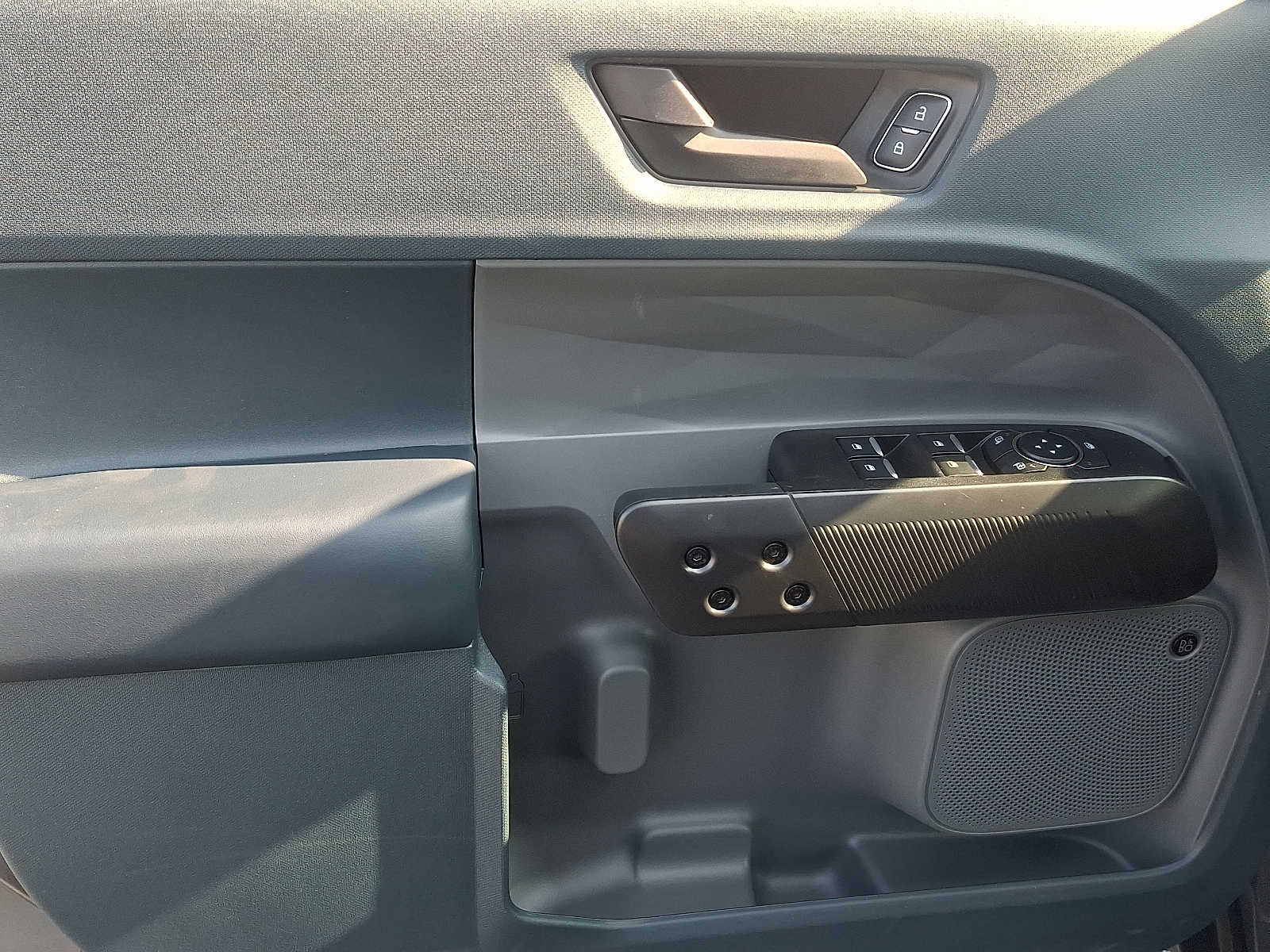 2025 Ford Maverick Lariat - Photo 10