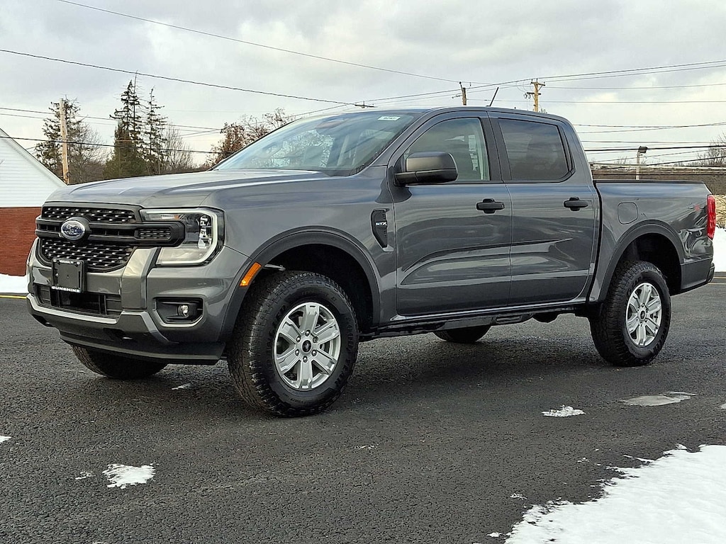 New 2025 Ford Ranger XL 4WD SuperCrew 5 Box