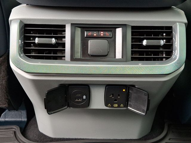 2023 Ford F-150 Limited - Photo 11