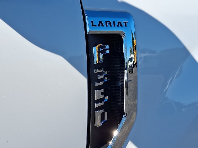 2022 Ford F-350 Super Duty Lariat - Photo 32