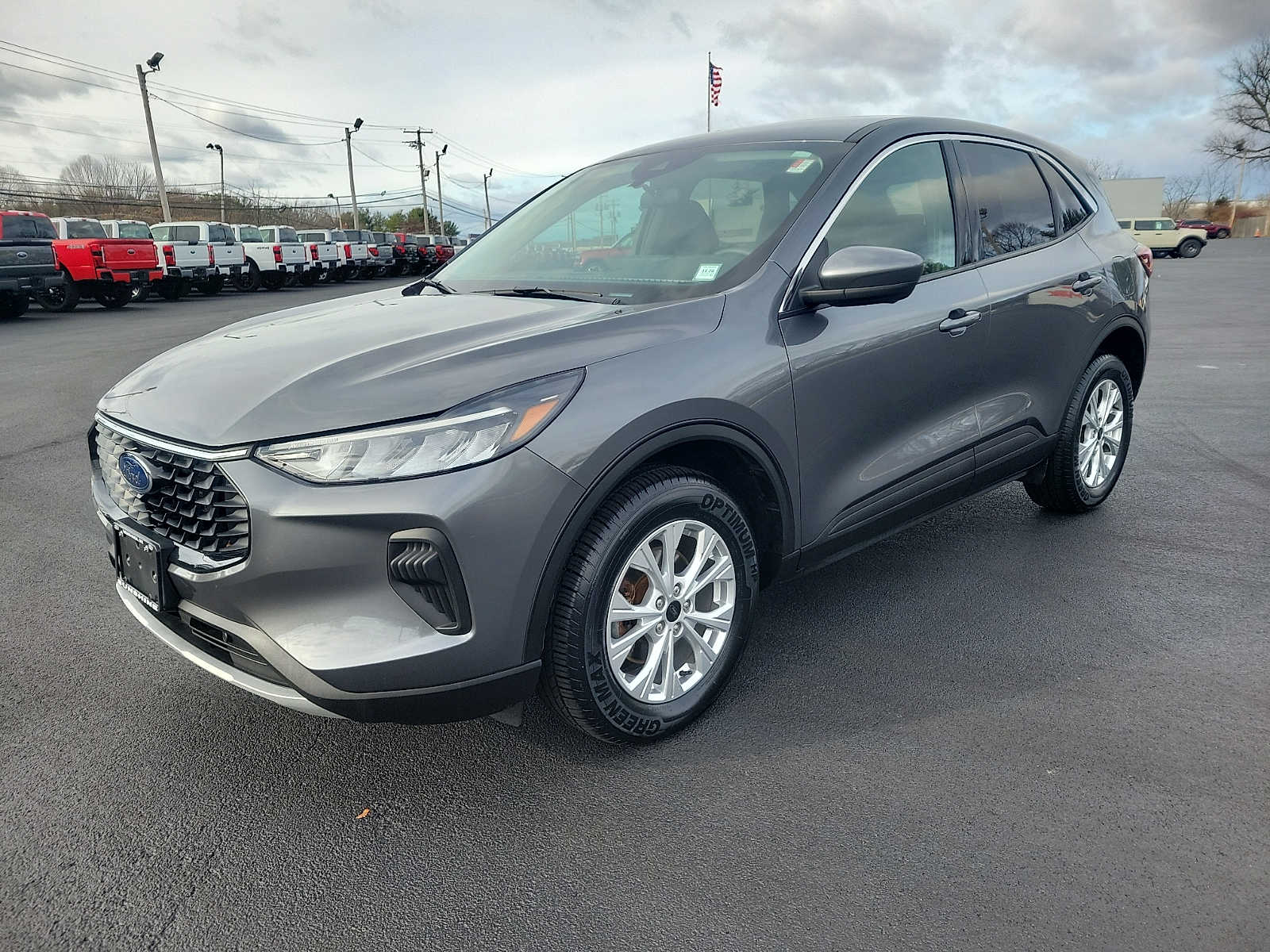 2023 Ford Escape Active photo 2