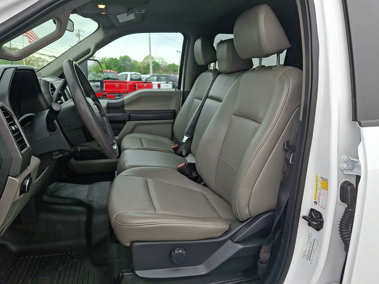 2022 Ford F-350 Super Duty XL - Photo 13