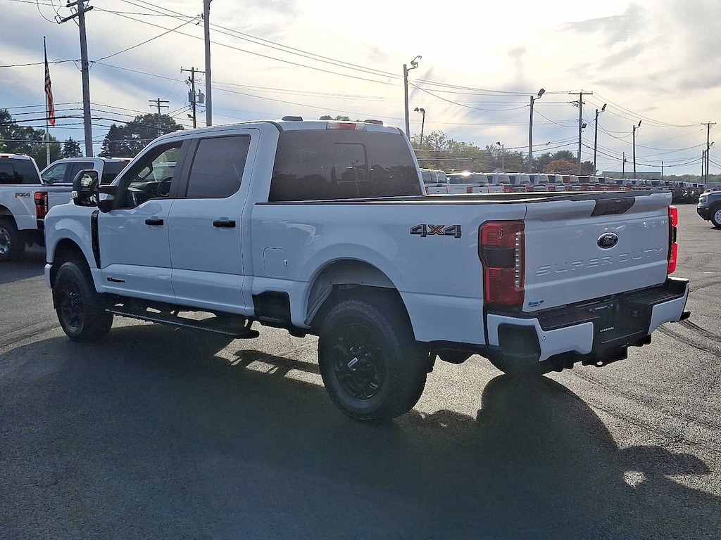 Used 2023 Ford Super Duty F-250 SRW XL 4WD Crew Cab 6.75 Box 4WD Crew Cab 6.75 Box