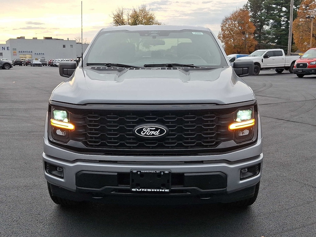 New 2025 Ford F-150 STX 4WD SuperCrew 5.5 Box