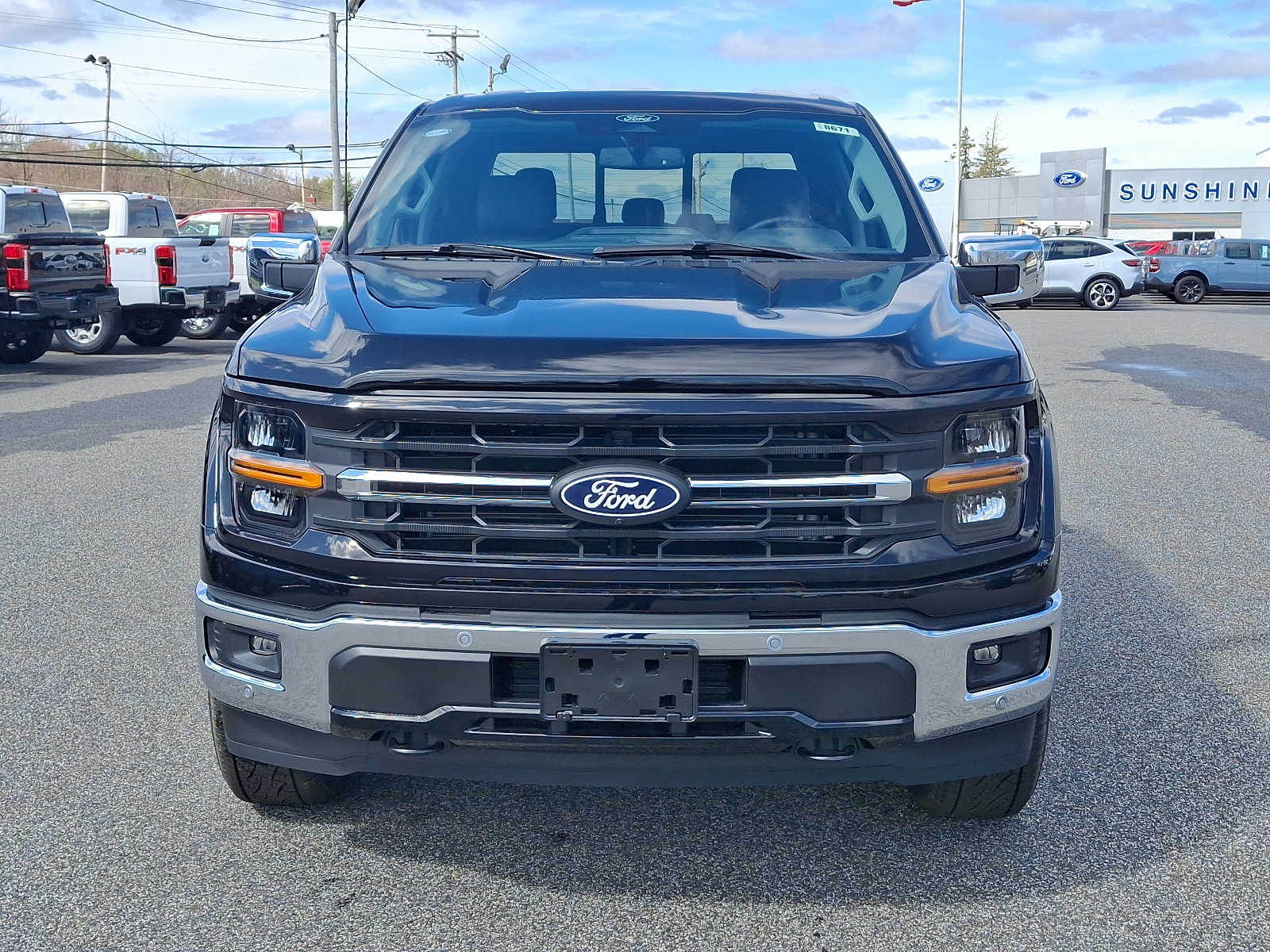 2025 Ford F-150 XLT photo 2