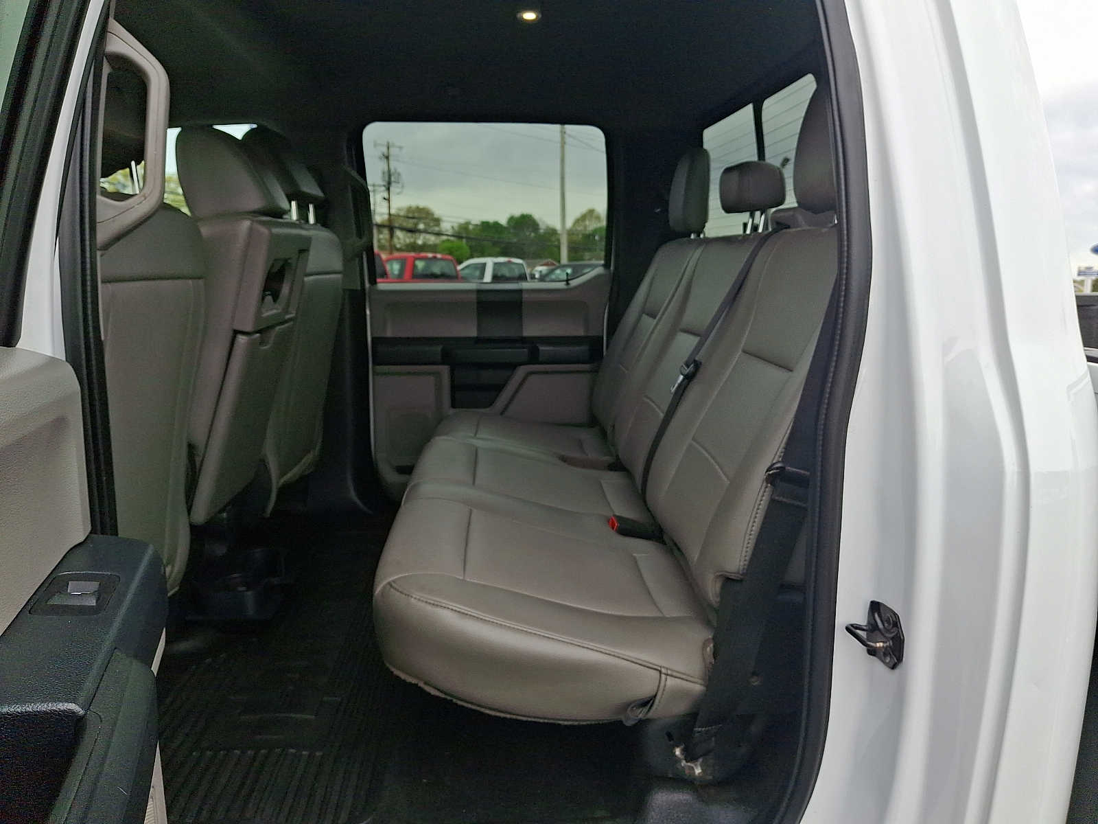 2022 Ford F-350 Super Duty XL - Photo 10