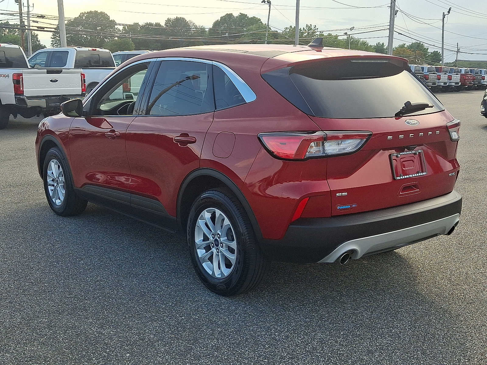 2021 Ford Escape SE photo 3
