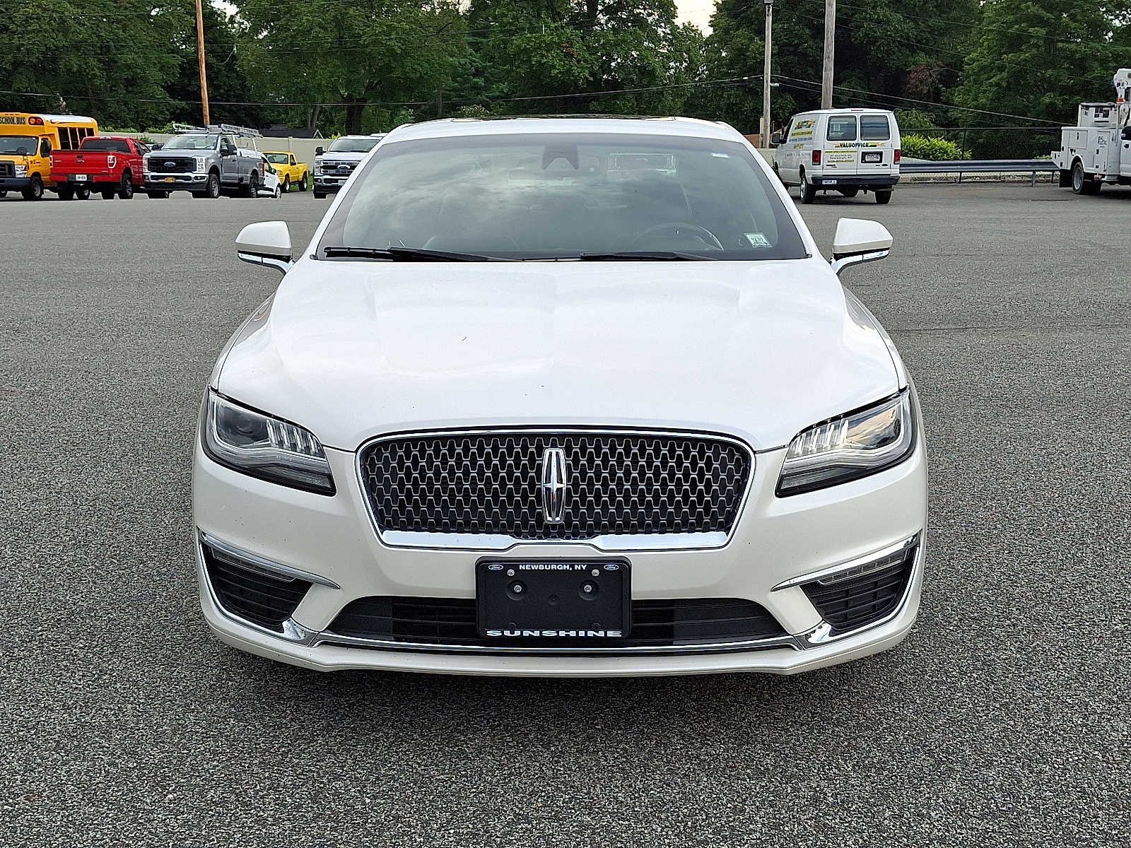 2019 Lincoln MKZ Reserve photo 2