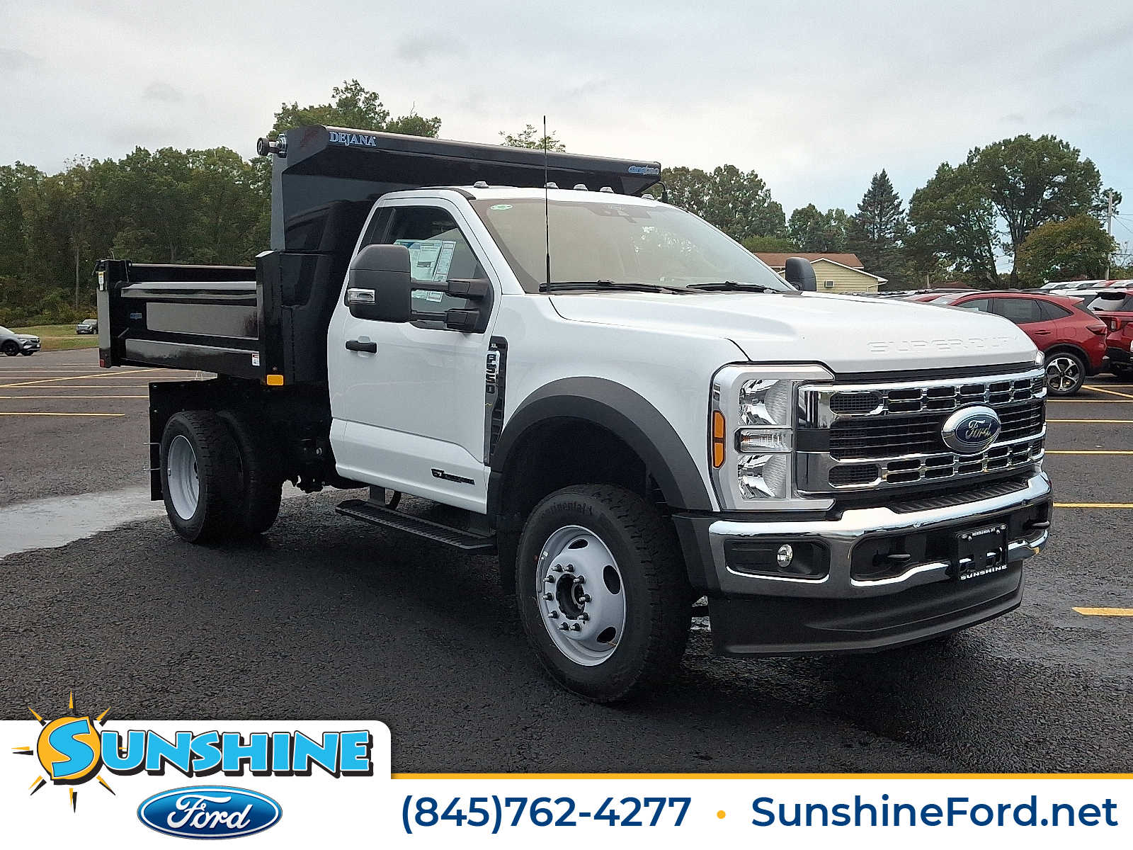 2025 Ford F-550 Super Duty Chassis Cab XL's photo