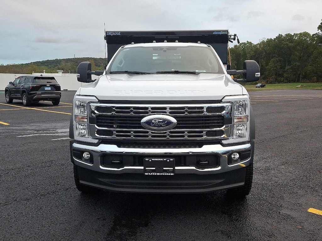 New 2025 Ford Super Duty F-550 DRW F-550 XL