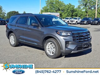 2025 Ford Explorer Active 4WD