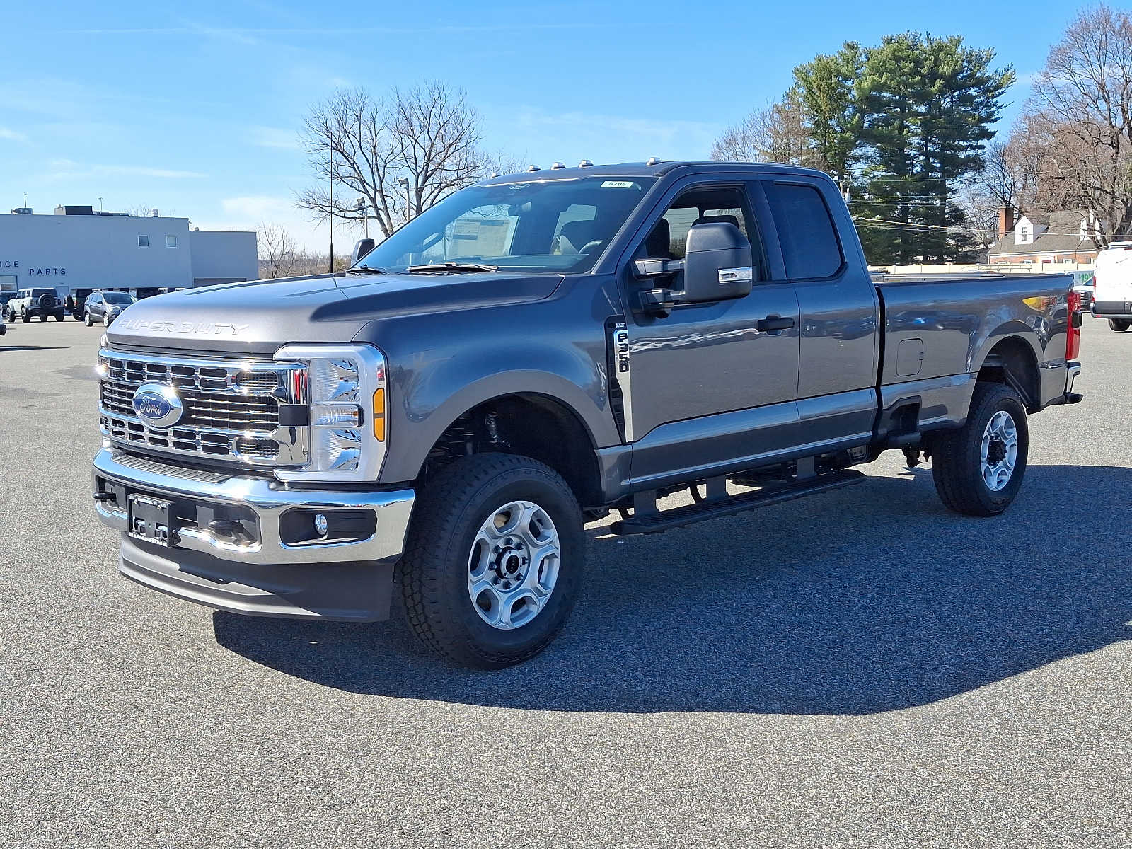 2025 Ford F-350 XLT photo 3
