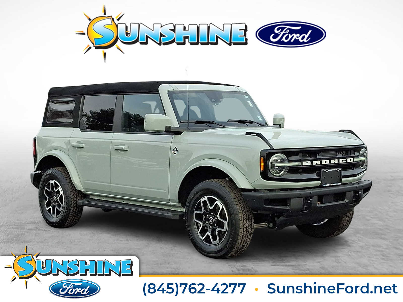 2024 Ford Bronco Outer Banks's photo