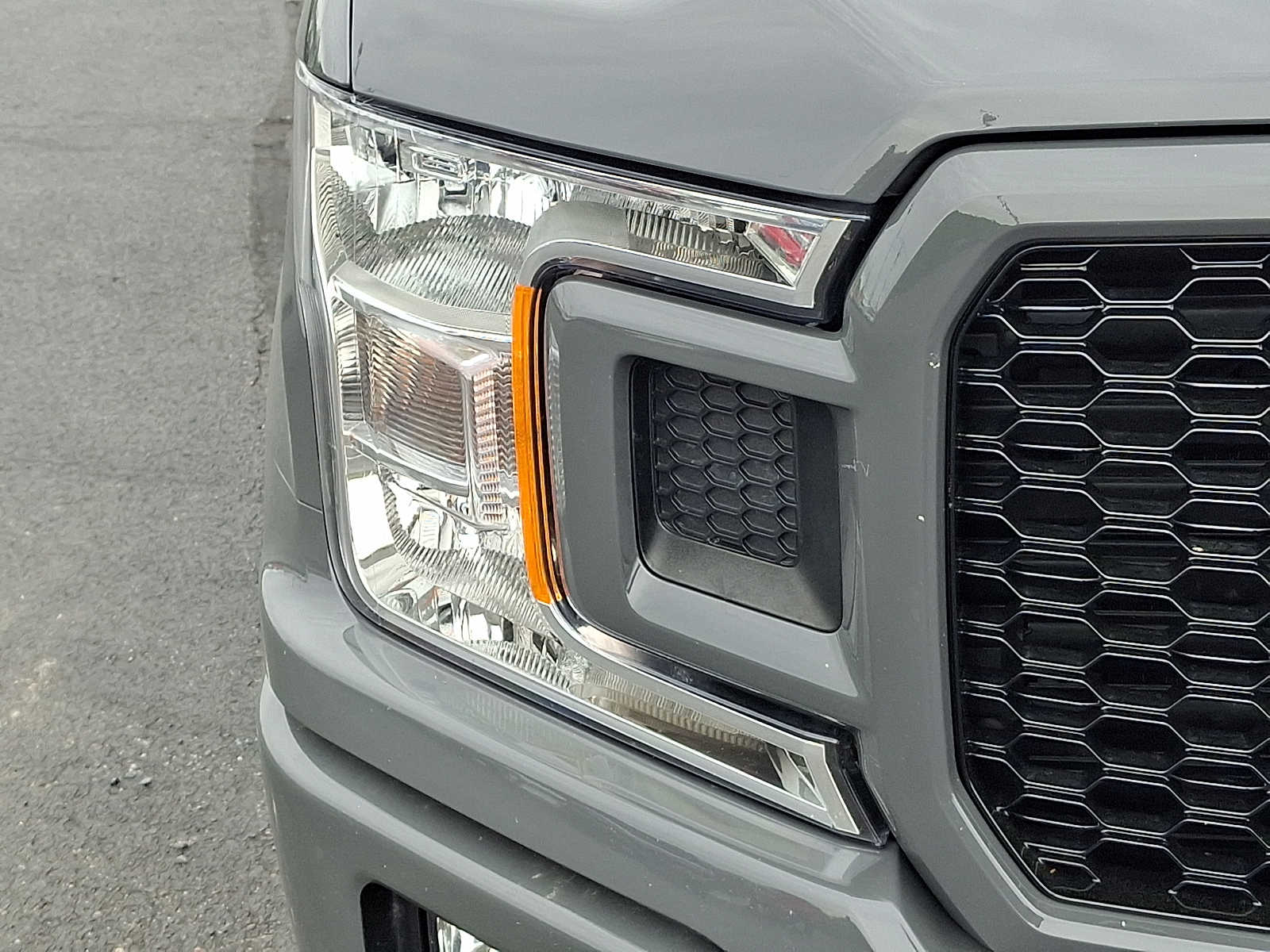 2020 Ford F-150 XL - Photo 9