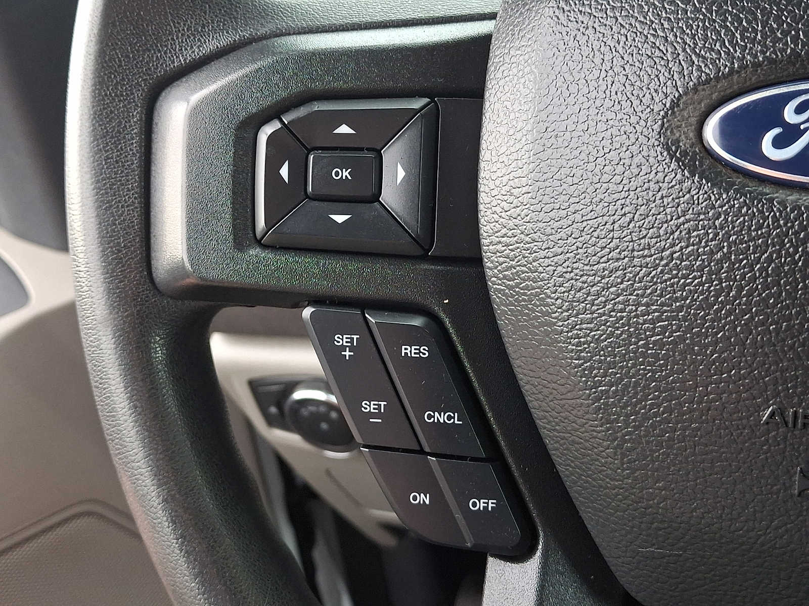 2022 Ford F-350 Super Duty XL - Photo 20