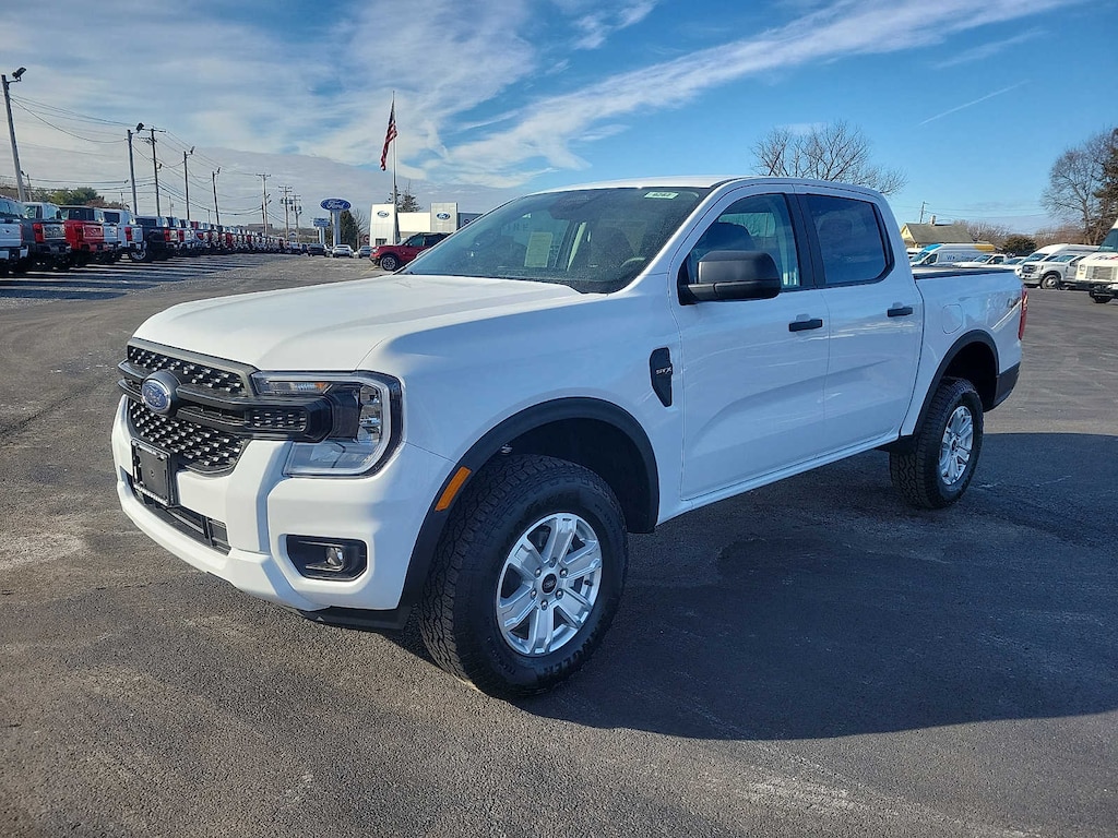New 2025 Ford Ranger XL 4WD SuperCrew 5 Box