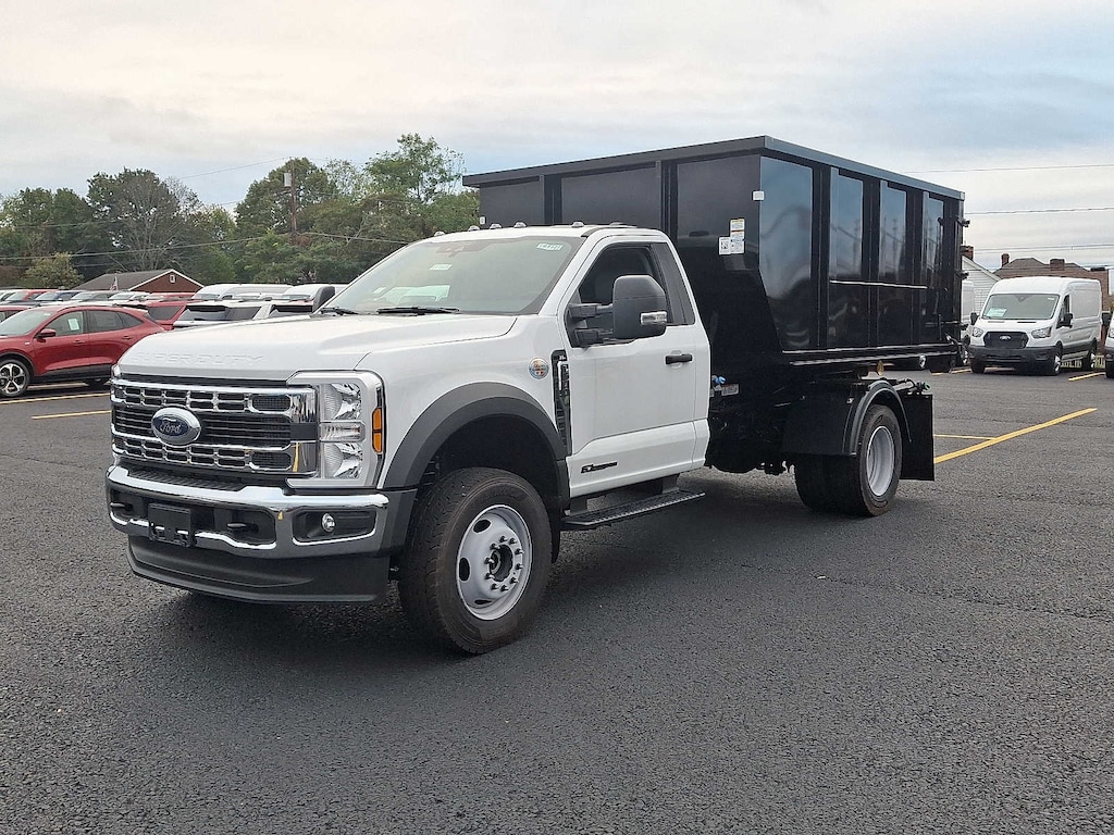New 2025 Ford Super Duty F-600 DRW F-600 XL