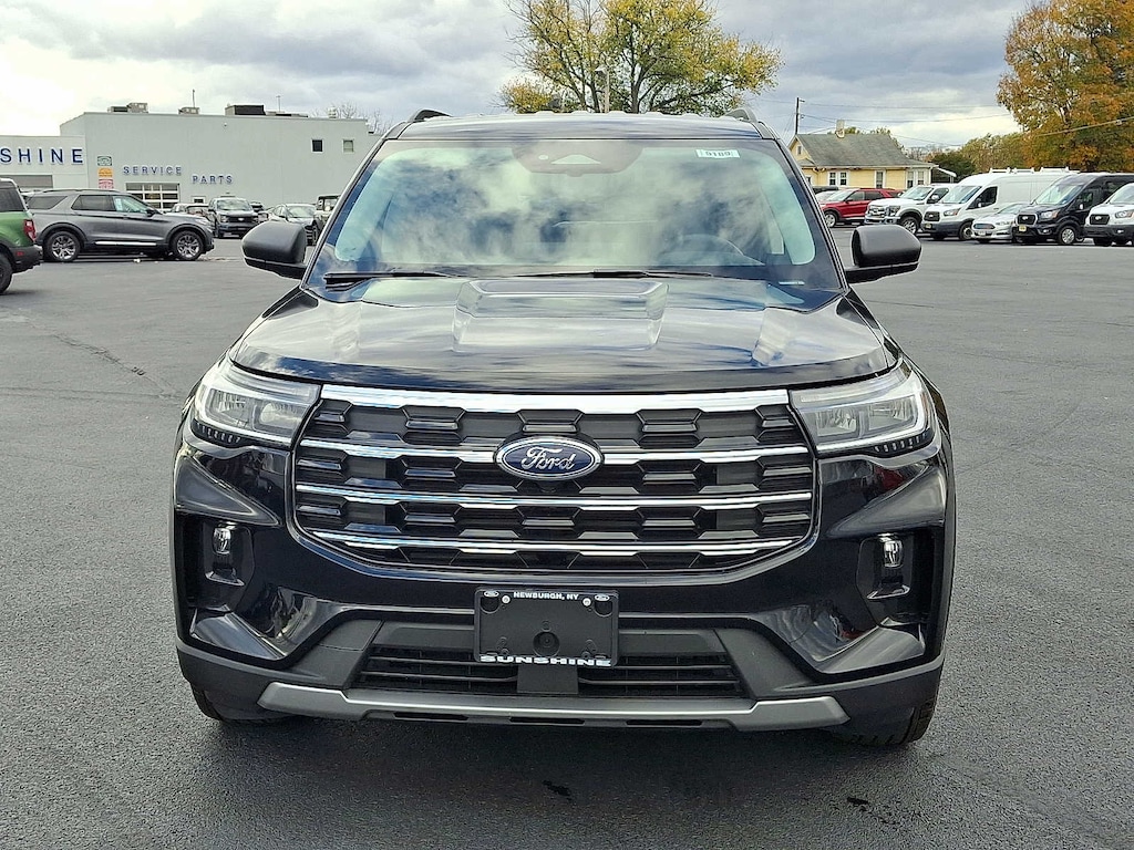 New 2025 Ford Explorer Active 4WD