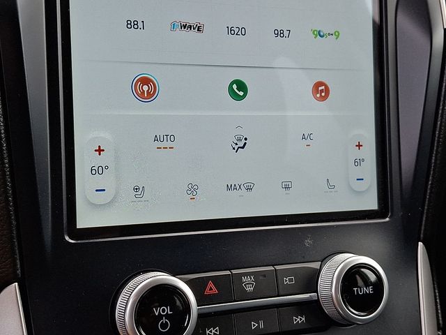 2022 Ford Edge SEL - Photo 16