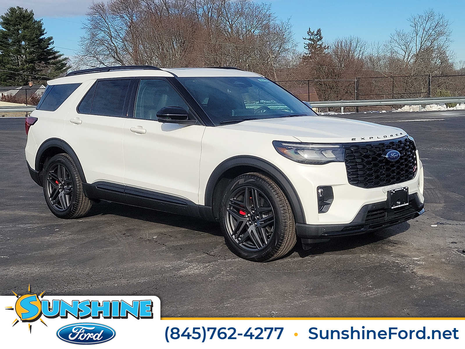 2025 Ford Explorer ST's photo