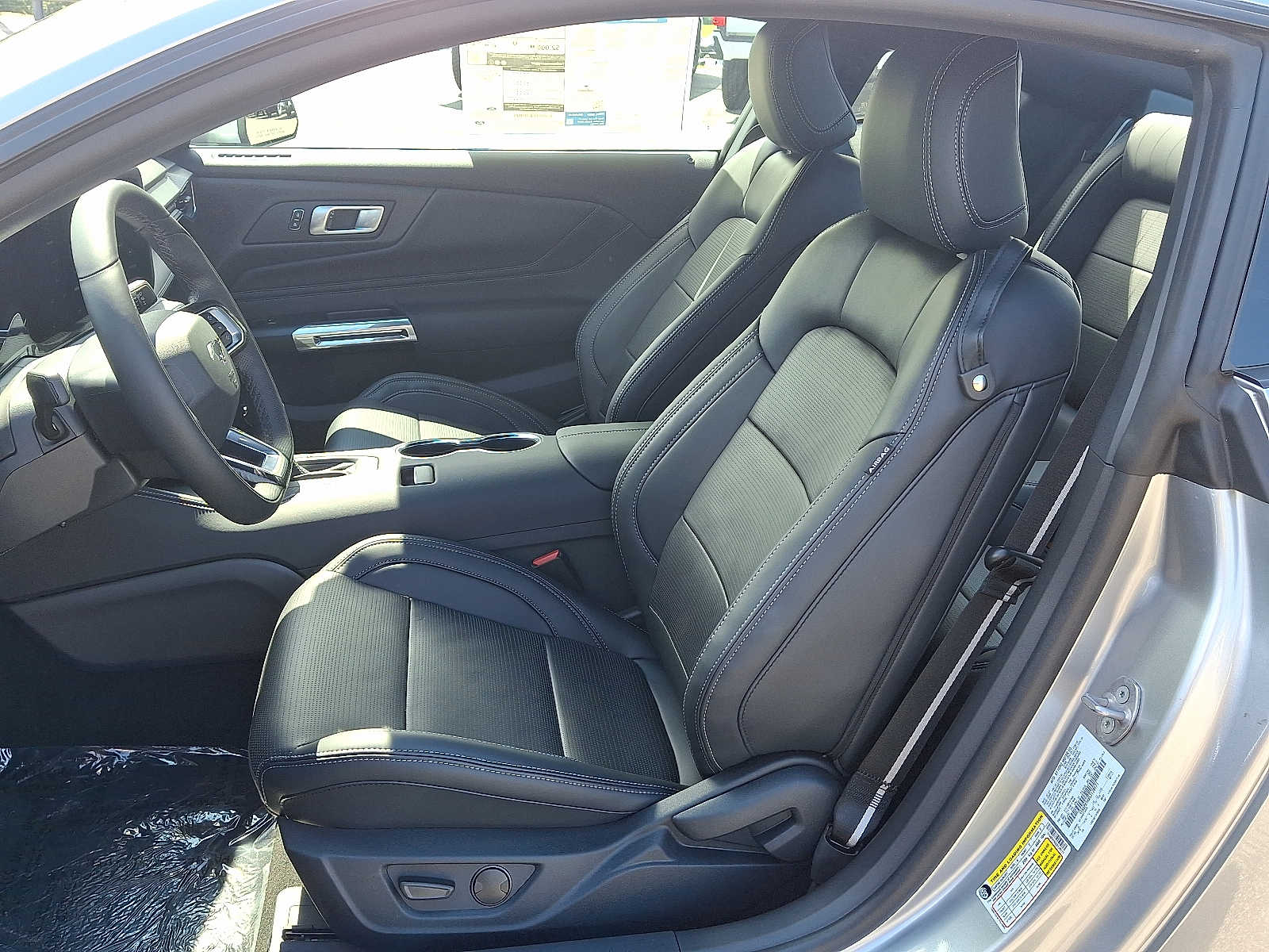2025 Ford Mustang EcoBoost Premium Fastback - Photo 11