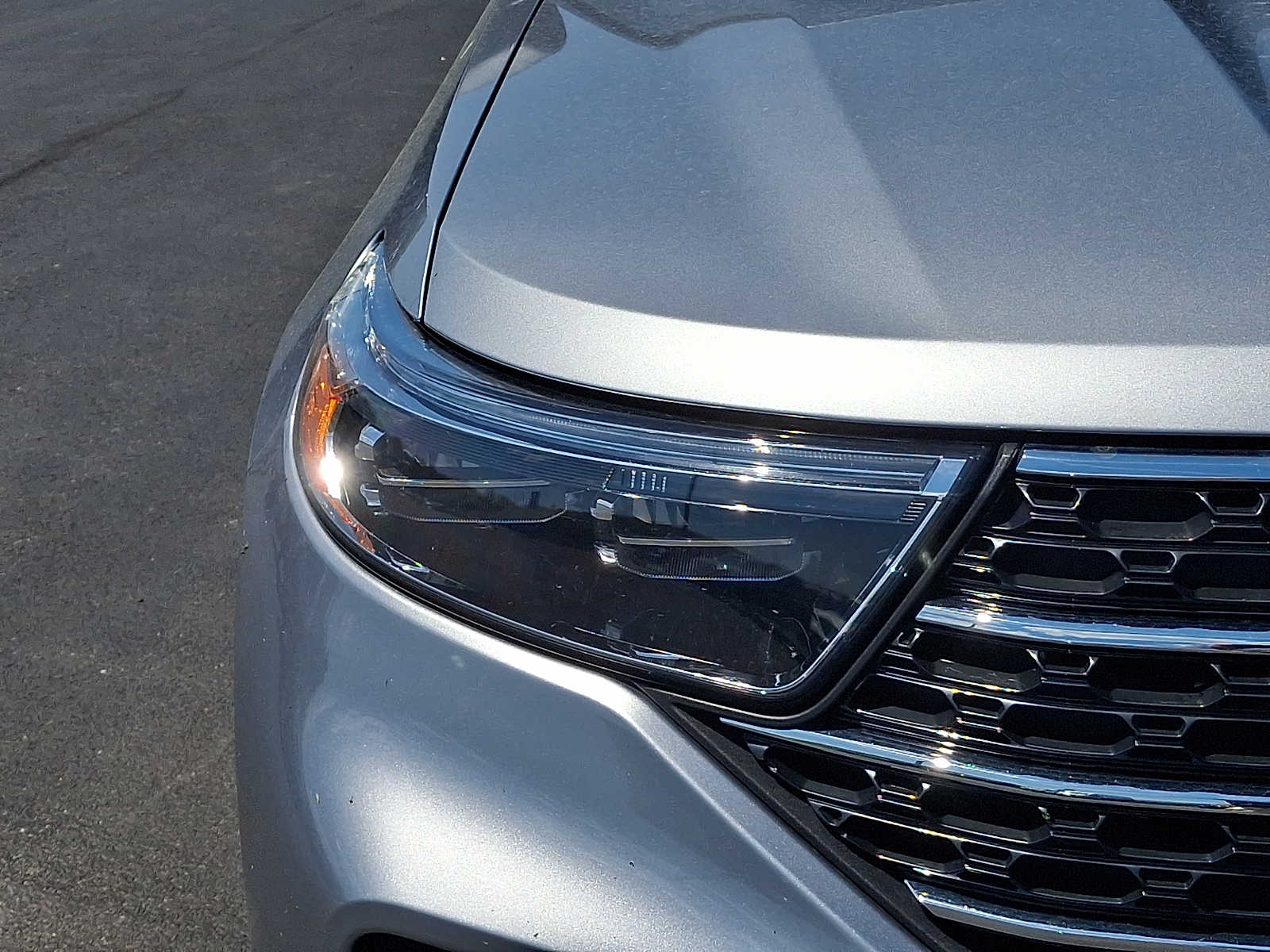 2023 Ford Explorer XLT - Photo 9