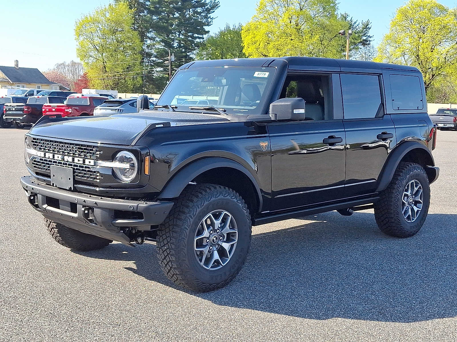 2025 Ford Bronco Badlands photo 3