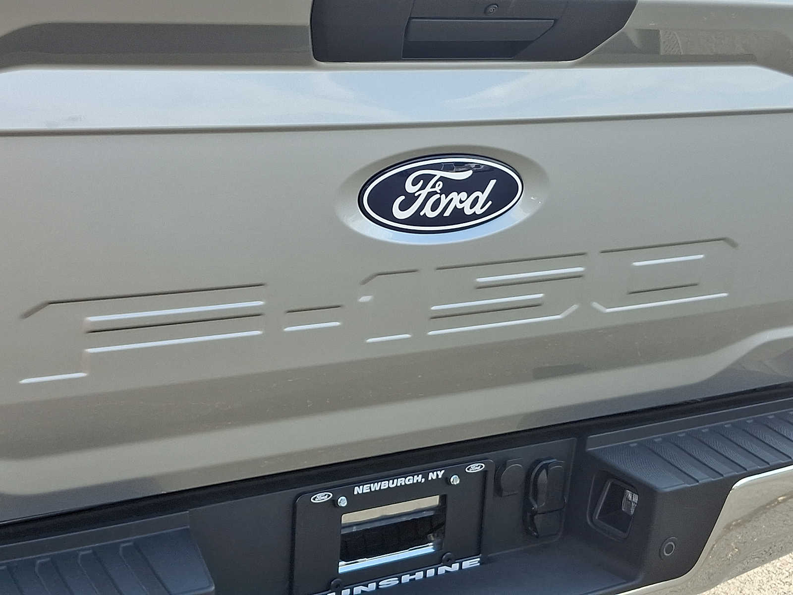 2025 Ford F-150 XLT - Photo 27
