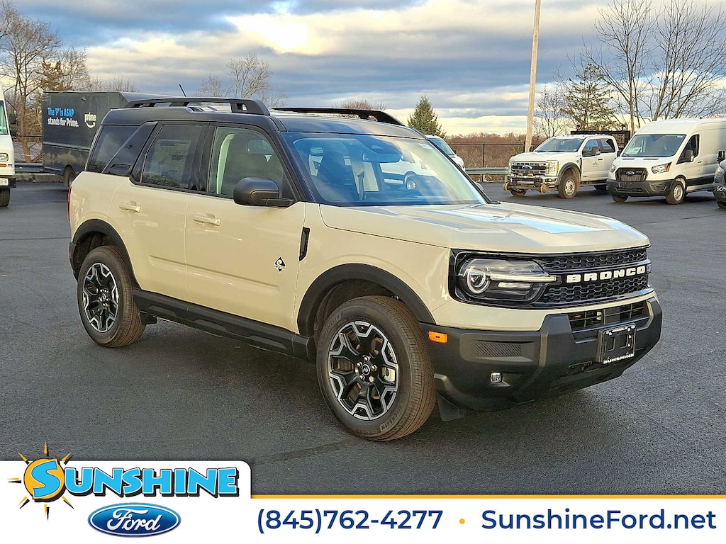 New 2025 Ford Bronco Sport Outer Banks 4x4