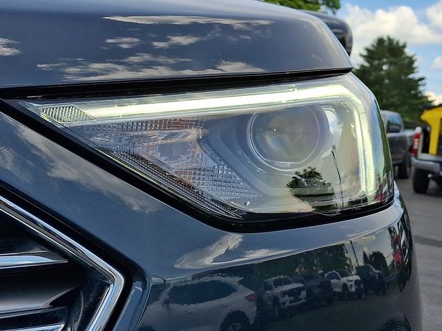 2022 Ford Edge SEL - Photo 9